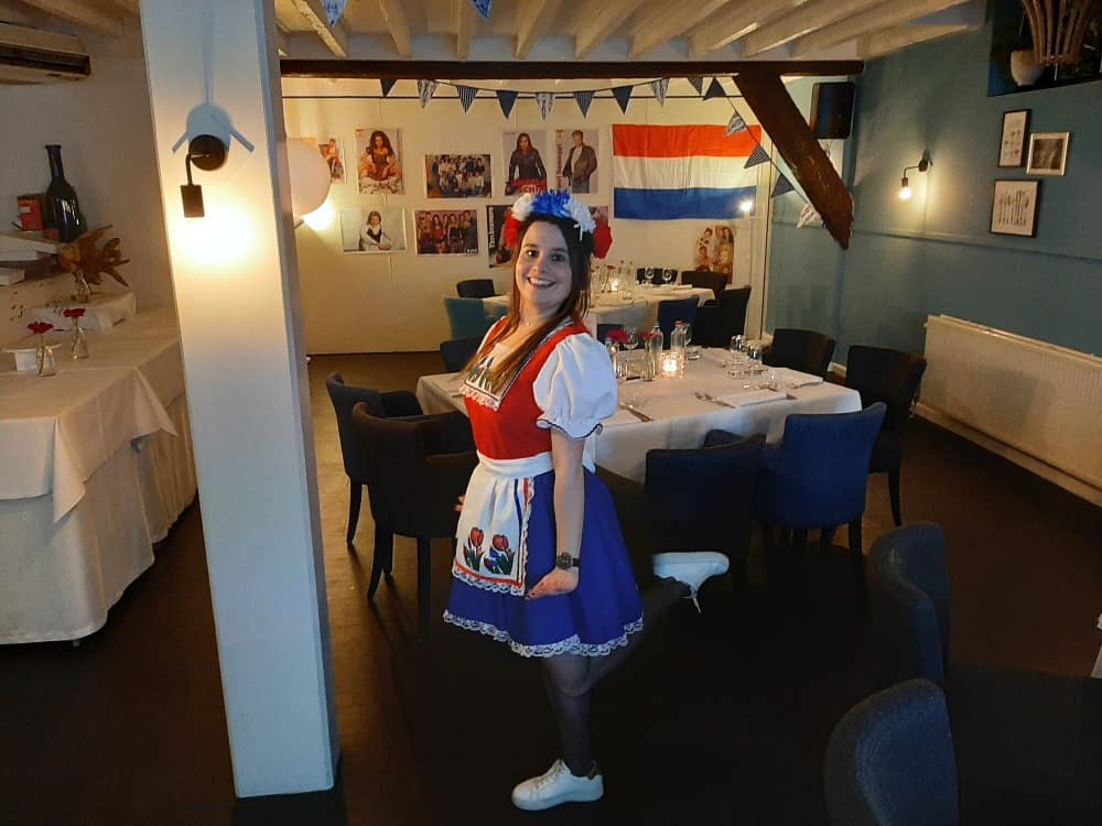 Image Hollands Glorie Spelshow (met óf zonder diner) | TeambuildingGuide